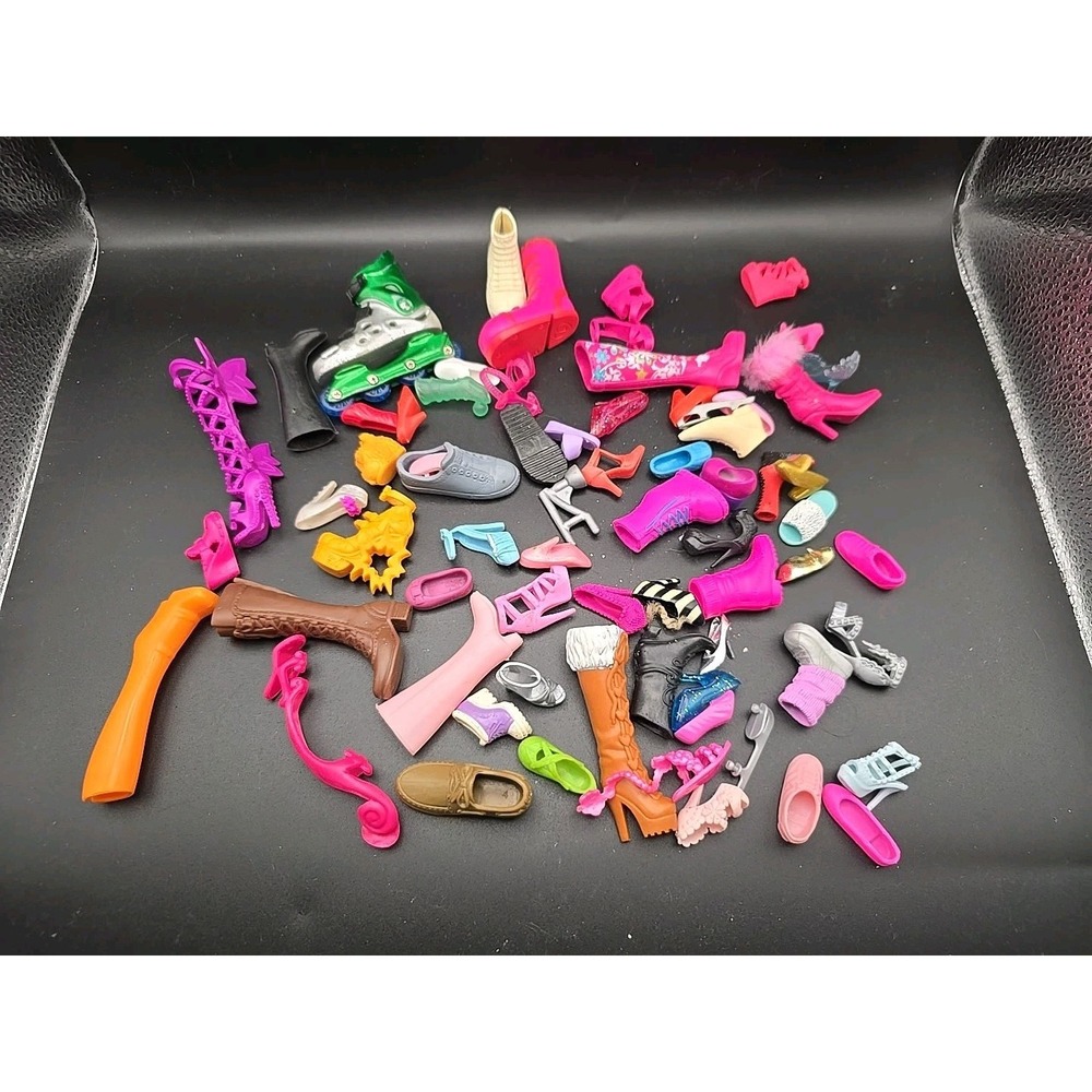 Vintage barbie Shoes No Pairs